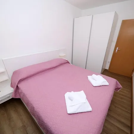 Slanica-murter Apartmán *